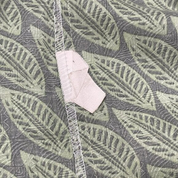 Tori Richard Hawaiian Button Shirt Men Size L Green Leaf Nature Tropical Pocket - Picture 12 of 12